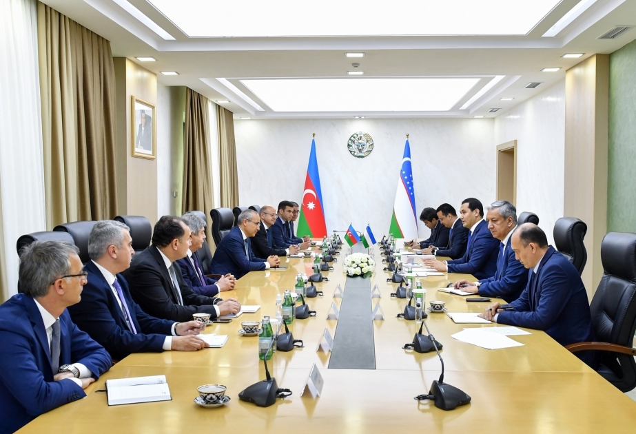Azerbaiyán analiza el fortalecimiento de los lazos económicos con Uzbekistán
