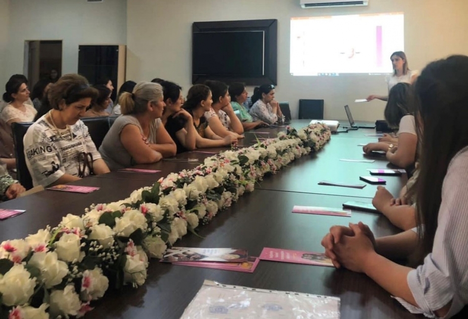 “Uşaqların doğulanadək cins seçiminə qarşı mübarizə” mövzusunda tədbir keçirilib