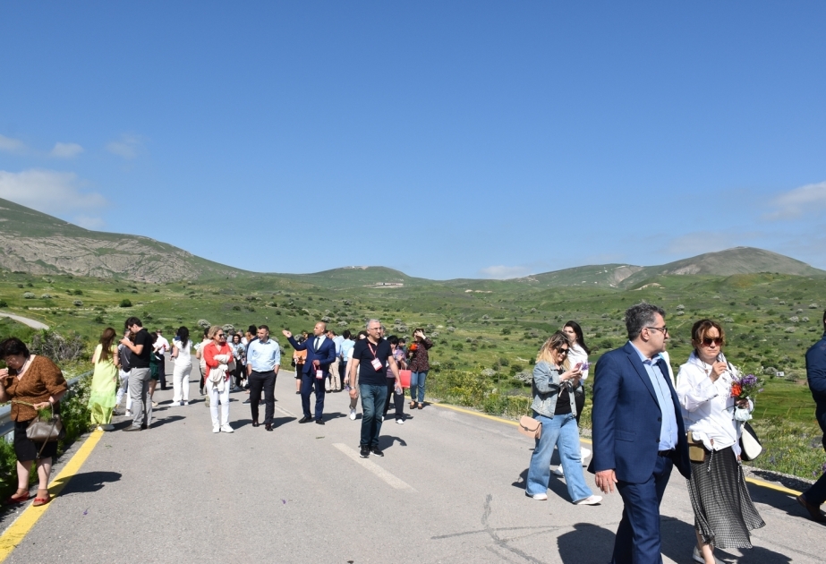 Les participants du Forum international de la médecine visitent le Nakhtchivan