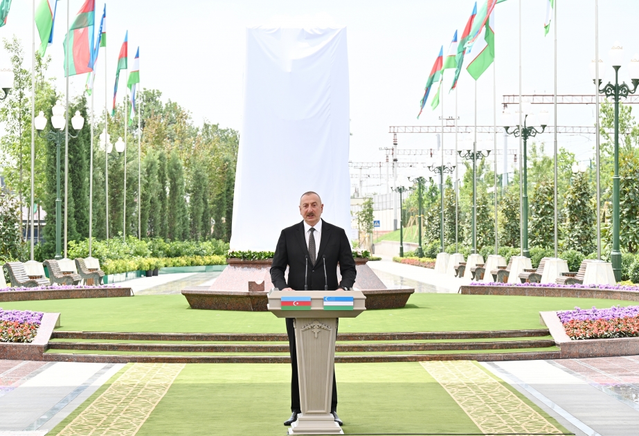 Prezident İlham Əliyev: Daşkənddəki Heydər Əliyev Meydanı Azərbaycan xalqına həqiqi qardaşlıq münasibətidir