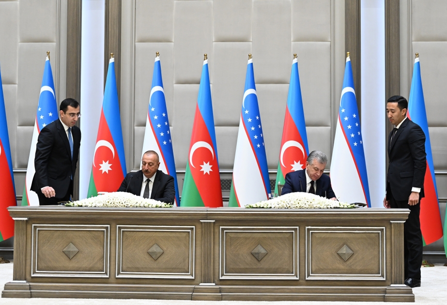 Aserbaidschan-Usbekistan unterzeichnen Dokumente VIDEO