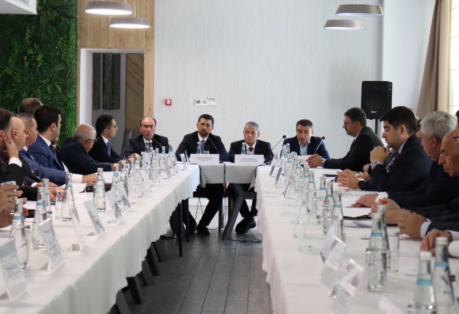 Qarabağ Dirçəliş Fondu Azərbaycan banklarının rəhbərləri ilə Şuşada işgüzar görüş təşkil edib