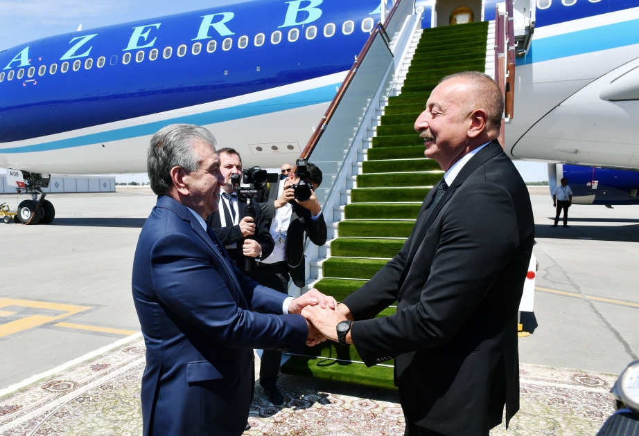 El presidente Ilham Aliyev completó su visita de Estado a Uzbekistán