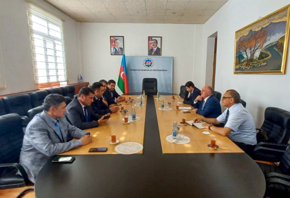 Azərbaycan Sahibkarlar Konfederasiyasında Özbəkistan nümayəndələri ilə iqtisadi əlaqələr müzakirə olunub