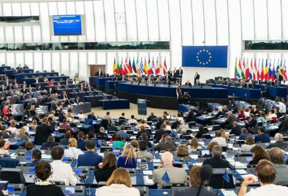 Европарламент принял резолюцию о статусе кандидата ЕС для Украины и Молдовы