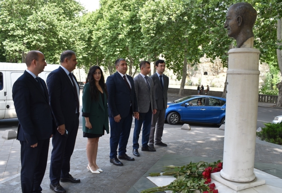 En Tiflis se celebra el 125º aniversario del nacimiento del fundador del arte vocal profesional azerbaiyano