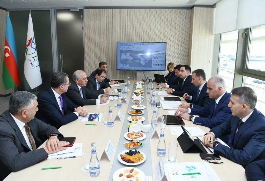 El Primer Ministro de Azerbaiyán conoció los trabajos realizados en la Zona Libre Alat y en el Puerto Internacional de Comercio Marítimo de Bakú
