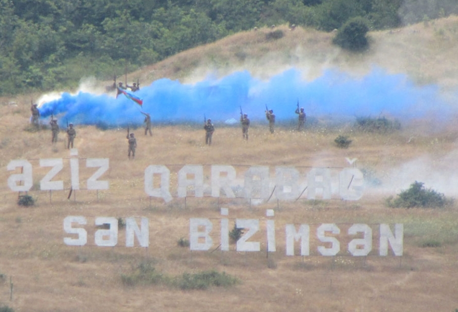 Silahlı Qüvvələr Günü münasibətilə Azərbaycan Ordusunda silsilə tədbirlər təşkil olunub VİDEO