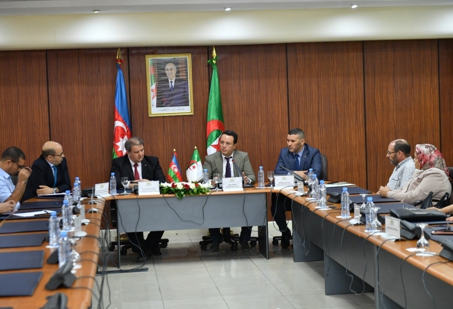 تنصيب مجموعة الصداقة البرلمانية الجزائرية الأذربيجانية