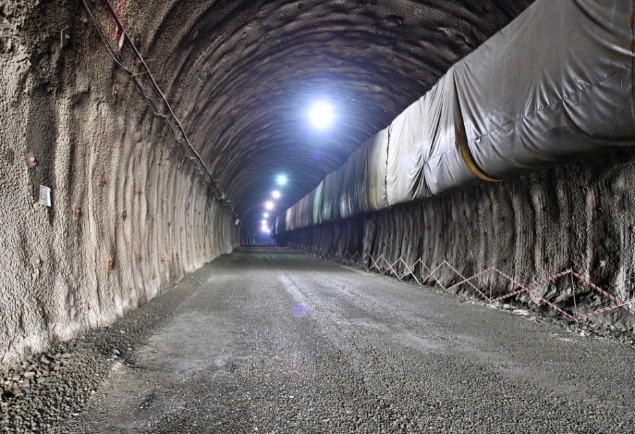 La construcción del túnel bajo Murovdag finalizará a finales de 2025