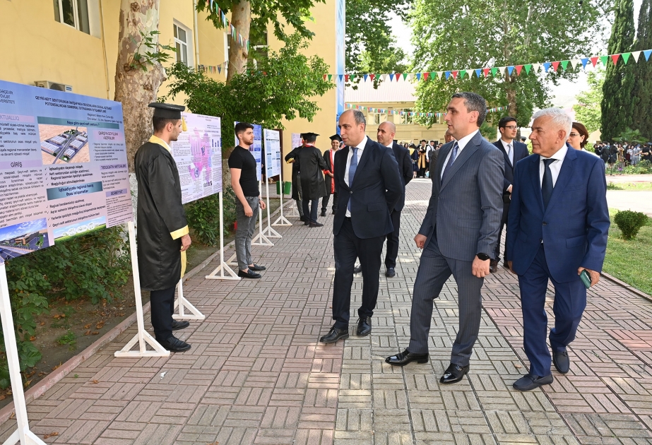 Emin Əmrullayev Mingəçevir Dövlət Universitetində olub