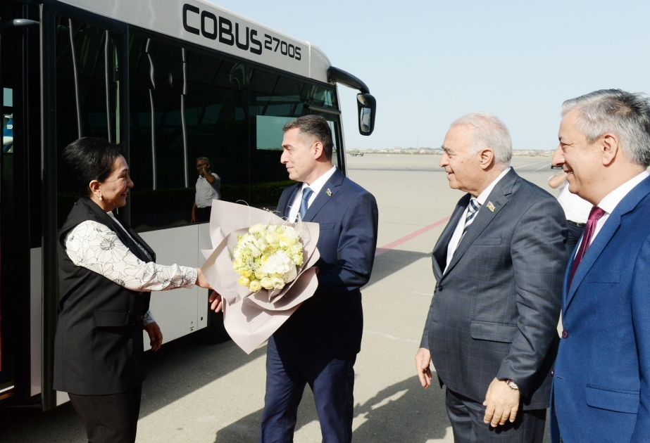 Vorsitzende des Senats von Usbekistan zu Besuch in Aserbaidschan