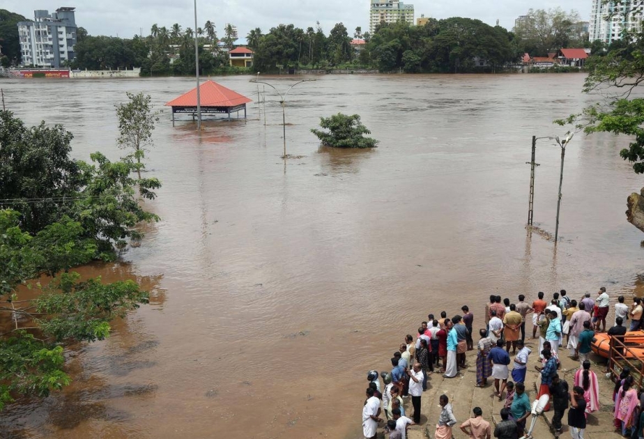 По меньшей мере 22 человека погибли из-за экстремальных погодных условий в Индии