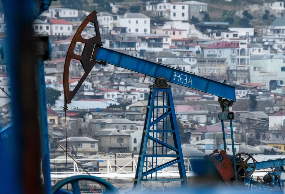 Azerbaijani oil sells for $126.81
