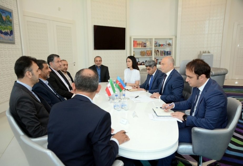 Le ministre iranien du Patrimoine culturel, de l'Artisanat et du Tourisme reçu en Azerbaïdjan