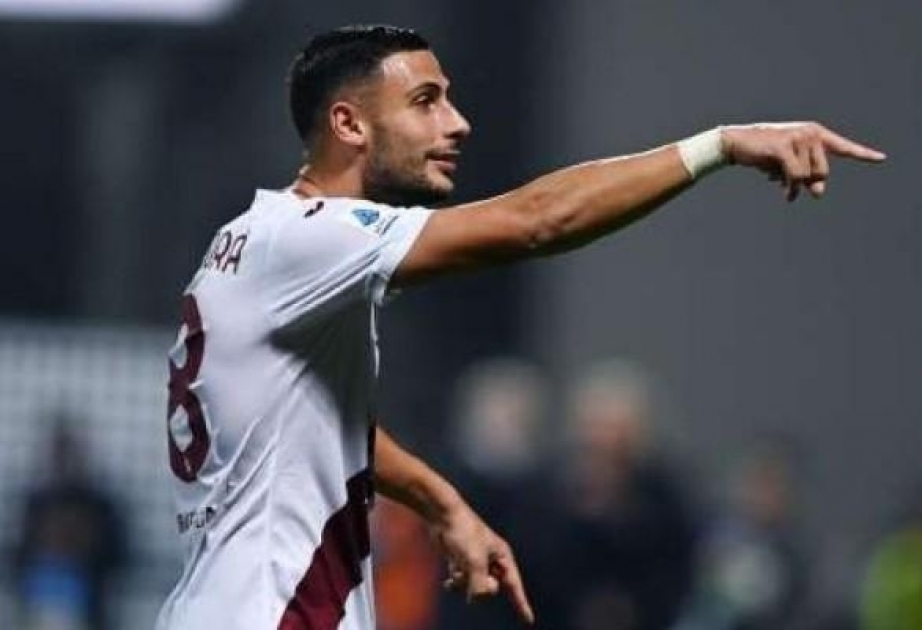 “Yuventus”un yarımmüdafiəçisi Rolando Mandraqora “Fiorentina”ya keçib