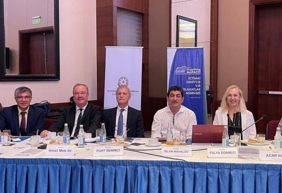 İkinci Uroginekoloji və Reproduktiv Təbabətin Problemləri üzrə elmi praktik konfrans keçirilib