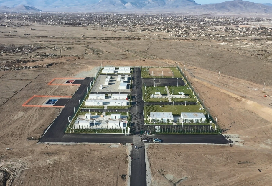Ministro: "Los empresarios presentaron 15 proyectos para ser residentes en el Parque Industrial de Aghdam"