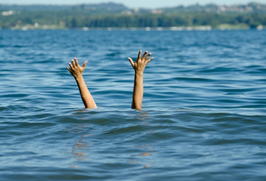 В Хачмазе утонул в море 18-летний юноша