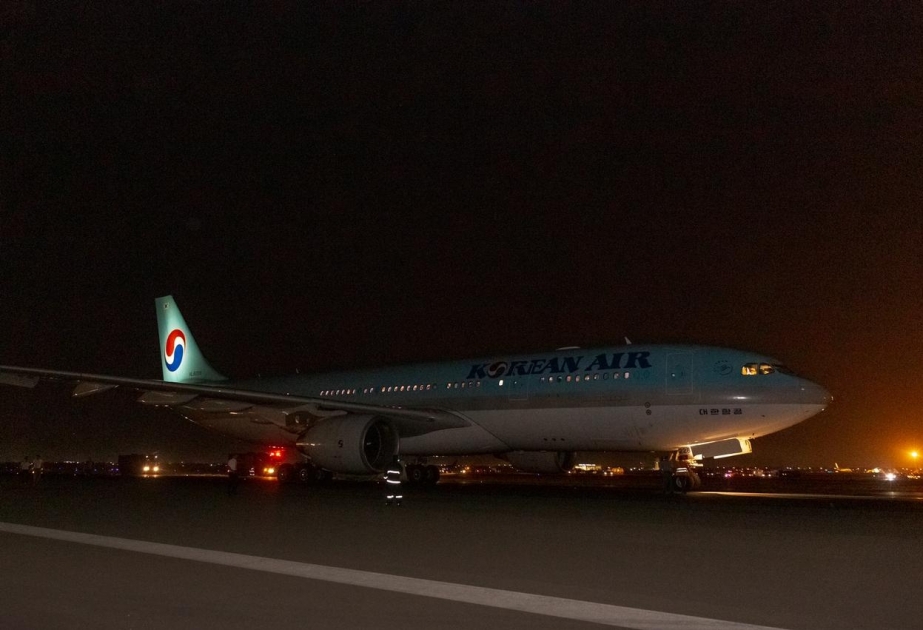 “Korean Air” aviaşirkətinə məxsus təyyarə Bakı aeroportuna məcburi eniş edib