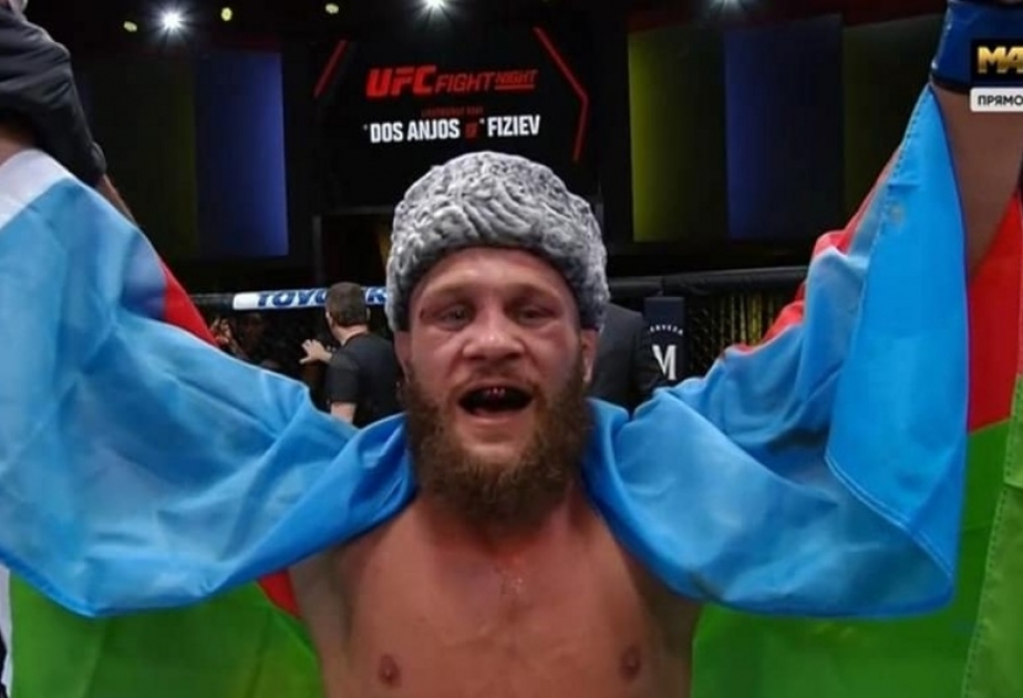Rafael Fiziyev Azərbaycan bayrağı altında UFC-də ilk qələbəsini qazanıb VİDEO