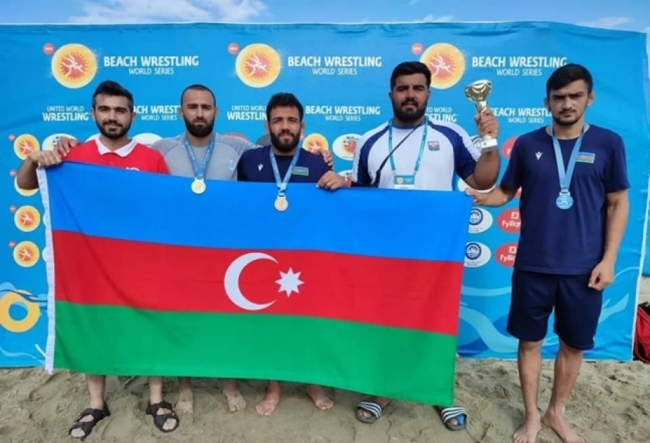 Çimərlik güləşçilərimiz dünya seriyasının dördüncü mərhələsində 3 medal qazanıblar