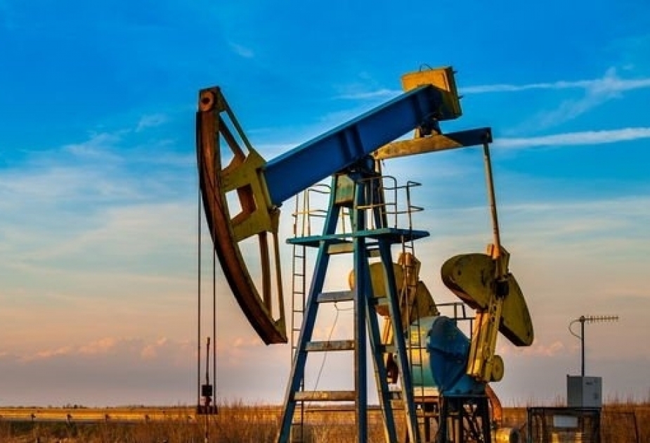 Азербайджанская нефть торгуется по цене выше 120 долларов