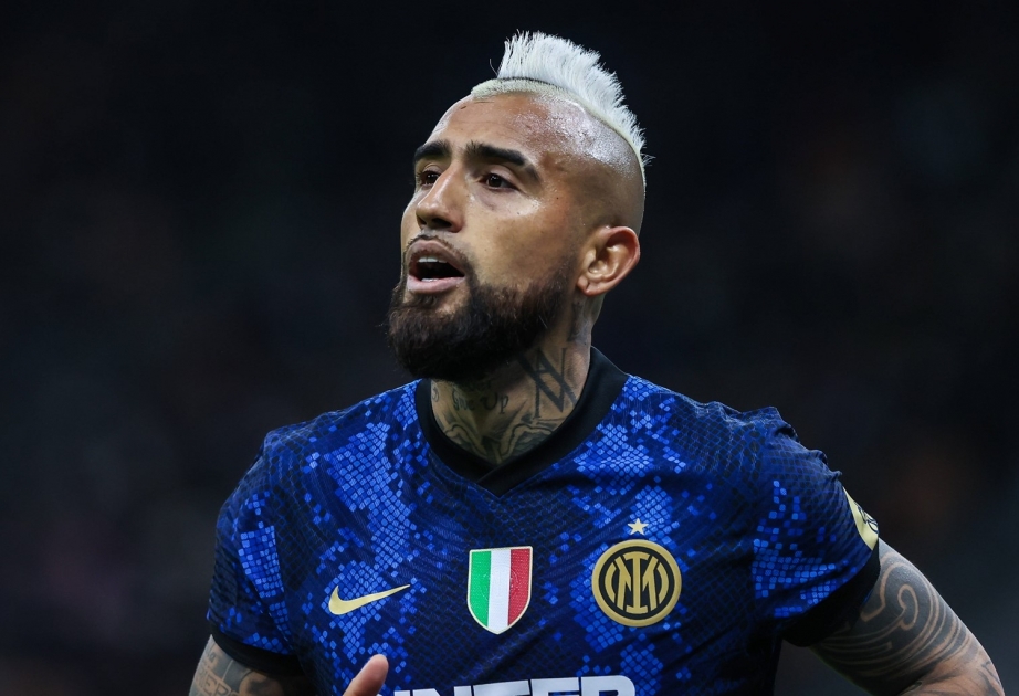Arturo Vidal “Flamenqo” futbol klubu ilə müqavilə imzalayıb