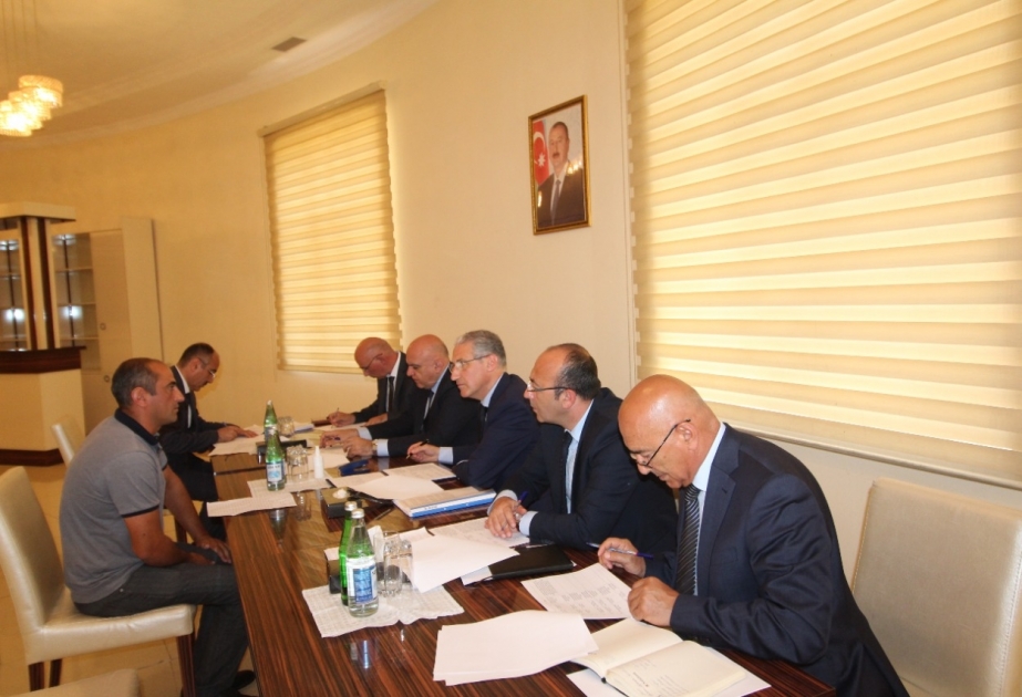 Ekologiya və təbii sərvətlər naziri Qazaxda vətəndaşları qəbul edib