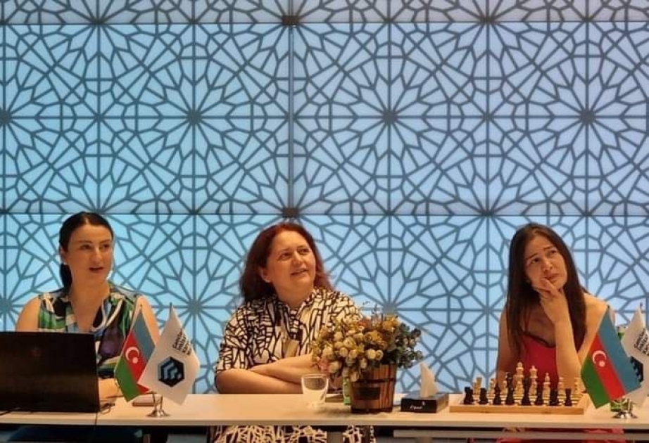 Qızlar arasında şahmat üzrə turnir və ustad dərsləri keçirilib
