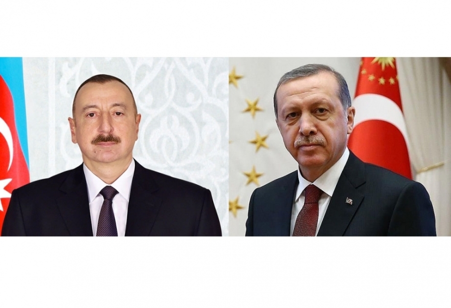 El Presidente de la República de Azerbaiyán sostuvo una conversación telefónica con su par de Turquía