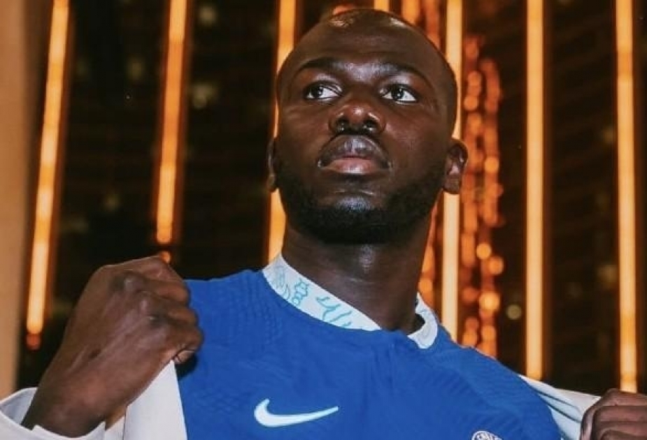 Koulibaly completes Chelsea move
