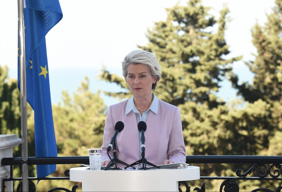 Ursula Fon der Lyayen: Azərbaycanın bərpaolunan enerji sahəsində çox böyük potensialı var