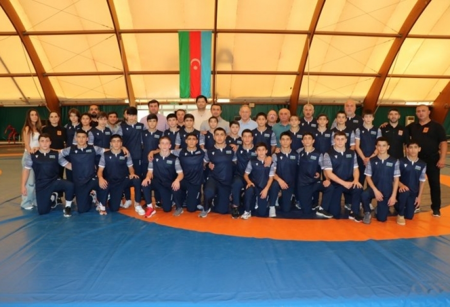 “Təhsil” Respublika İdman Mərkəzinin güləşçiləri Avropa çempionatında yüksək nəticələr göstəriblər