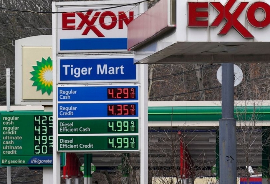 ABŞ-da bir qallon benzinin qiyməti 4,50 dollara düşüb