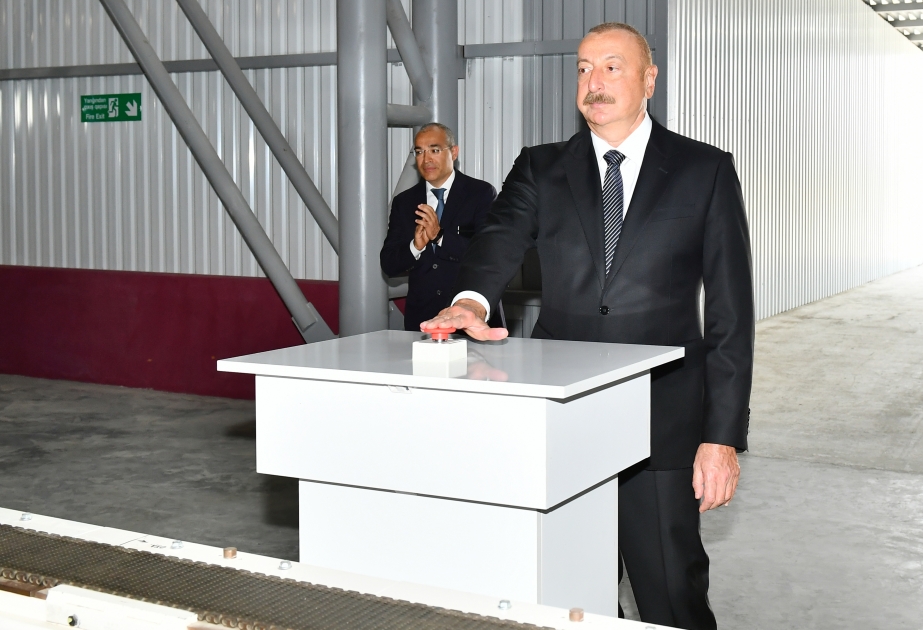 Prezident İlham Əliyev Sumqayıt Kimya Sənaye Parkında yeni müəssisələrin açılış və təməlqoyma mərasimlərində iştirak edib YENİLƏNİB VİDEO