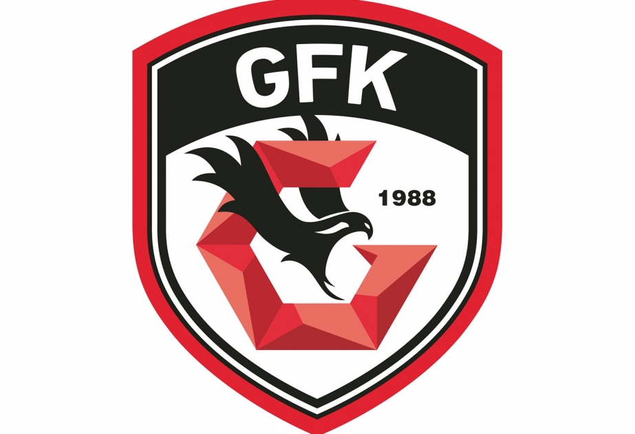 Super Liqa təmsilçisi heyətini yeni futbolçularla gücləndirib