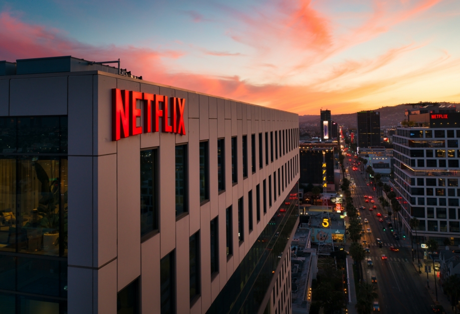 Netflix lost 970,000 subscribers in Q2