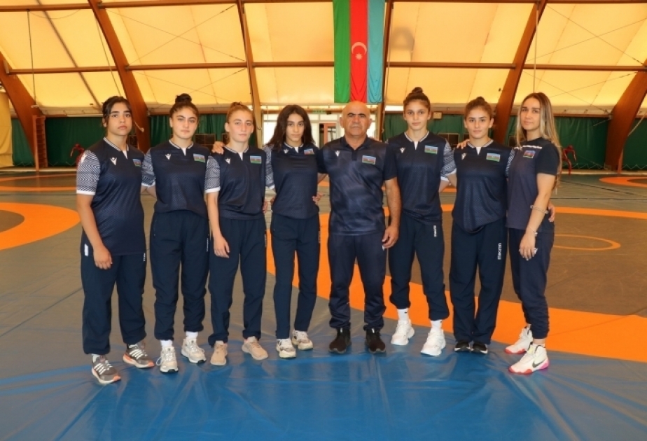 Luchadores grecorromanos de Azerbaiyán competirán por las medallas en el Campeonato Mundial Sub17