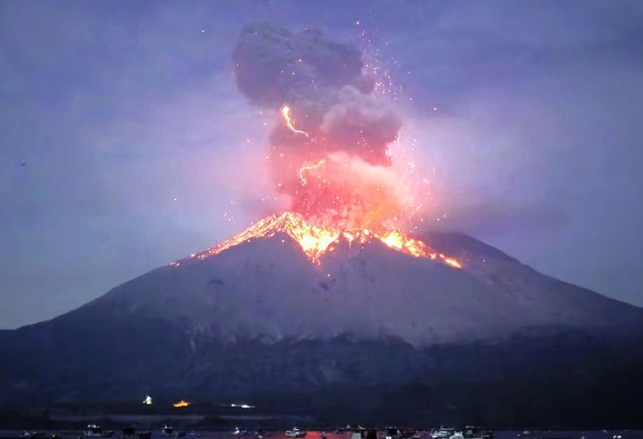 Yaponiyanın ən aktiv vulkanlarından olan Sakurajima yenidən püskürüb