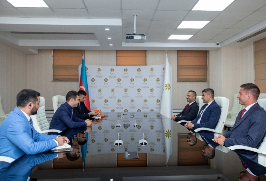 Minifutbol üzrə növbəti Avropa çempionatının Azərbaycanda keçirilməsi müzakirə edilib