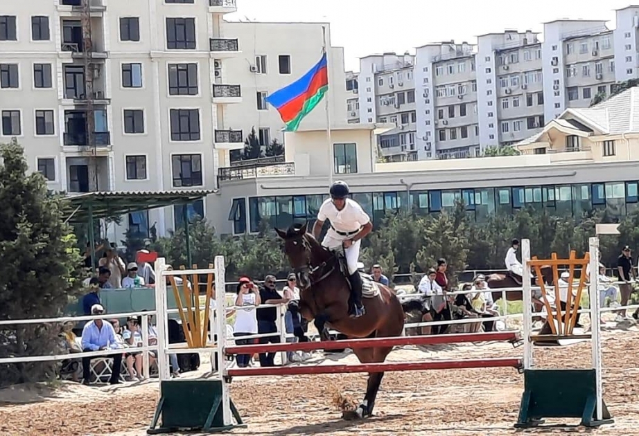 Atçılığın konkur növü üzrə paytaxt turnirinin qalibləri müəyyənləşib