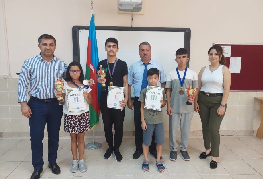 Yeniyetmə oğlanlar və qızlar arasında şahmat üzrə turnir keçirilib