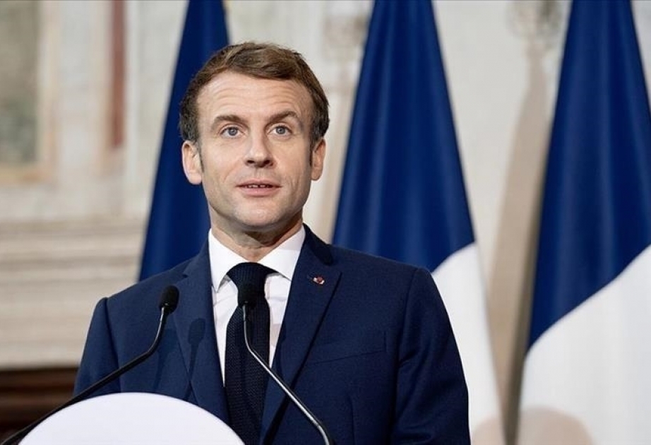 Emmanuel Macron effectue une tournée en Afrique alors que son pays tente de dessiner une nouvelle trajectoire dans ses relations