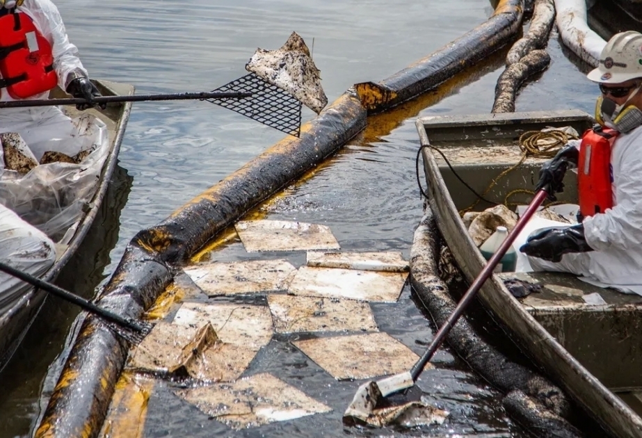 Pipeline company to pay nearly $1M over California oil spill