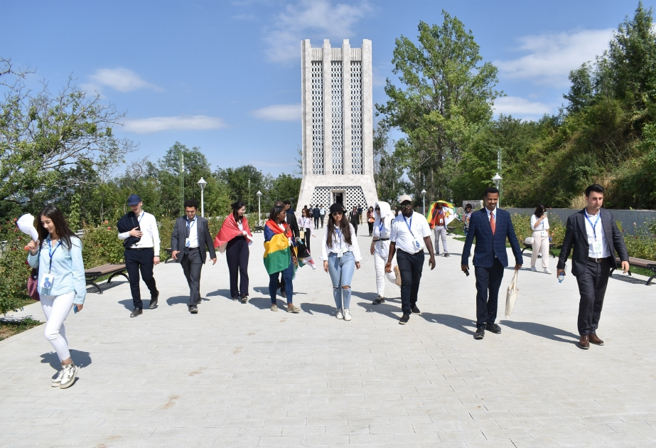 Finaliza la visita de los jóvenes de los países miembros del Movimiento de Países No Alineados a Shusha