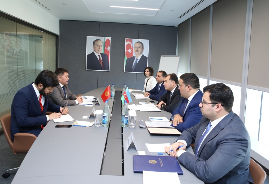 Qırğızıstanla iqtisadi əlaqələrin genişləndirilməsi müzakirə edilib