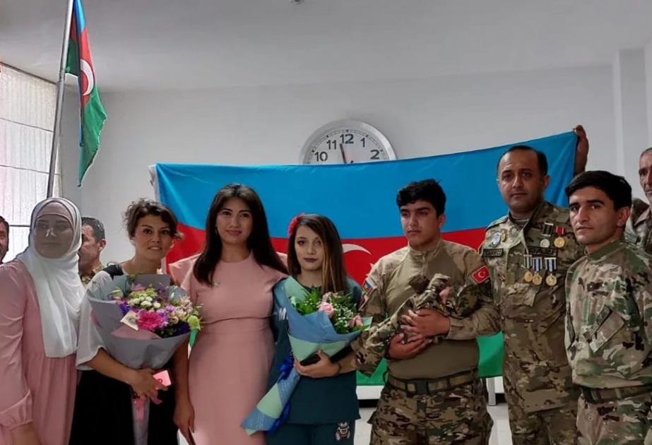 Müharibədə aldığı xəsarətlər səbəbindən 24 dəfə əməliyyat olunan qazi Ayxan İsayev ata olub