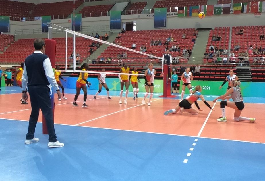 Qadın voleybolçulardan ibarət Azərbaycan millisi V İslam Həmrəyliyi Oyunlarına qələbə ilə başlayıb VİDEO
