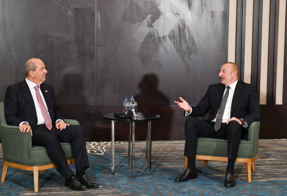 Konya: Präsident Ilham Aliyev empfängt den Präsidenten Nordzyperns VIDEO